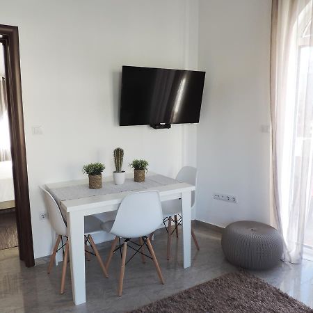 Tropicoco Apartments Тиват Экстерьер фото